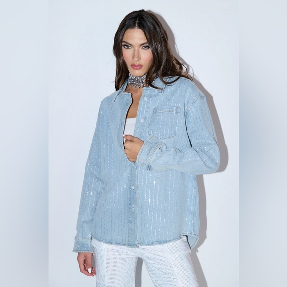 AKIRA Glam Stripe Rhinestone Button Down, Collared, NWT, Size 1X - Picture 1 of 8